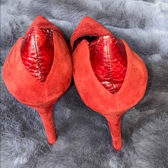 Sam Edelman SZ 9.5 Red Suede Heels - Picture 6 of 6